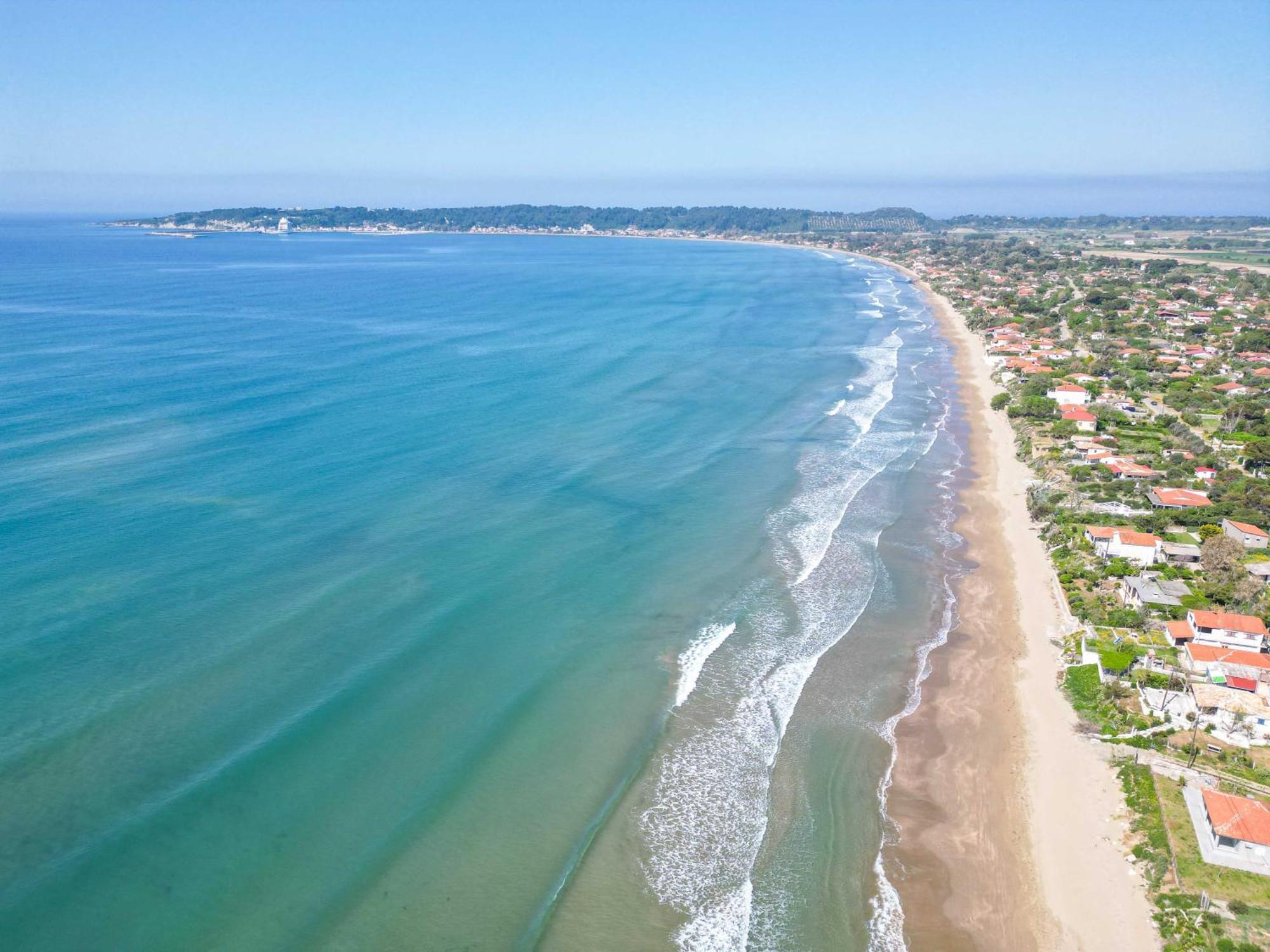 Salty Noses Beach House Paradise Perfect For Families Pírgos Extérieur photo